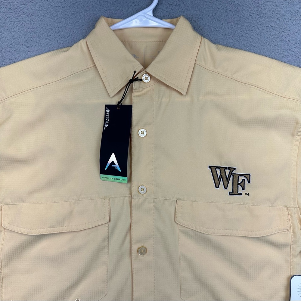 Antigua Wake Forest Shirt Mens Small Yellow Button Up Fishing Outdoor Sport 4302